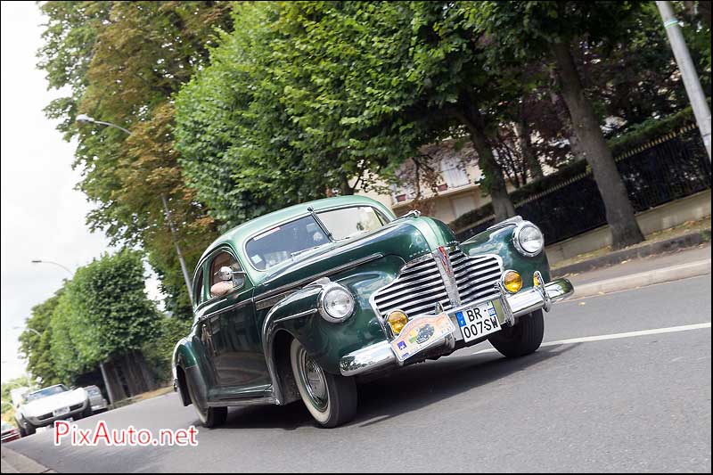Traversee-de-Paris-Estivale, Buick Eight Sedanette 1941