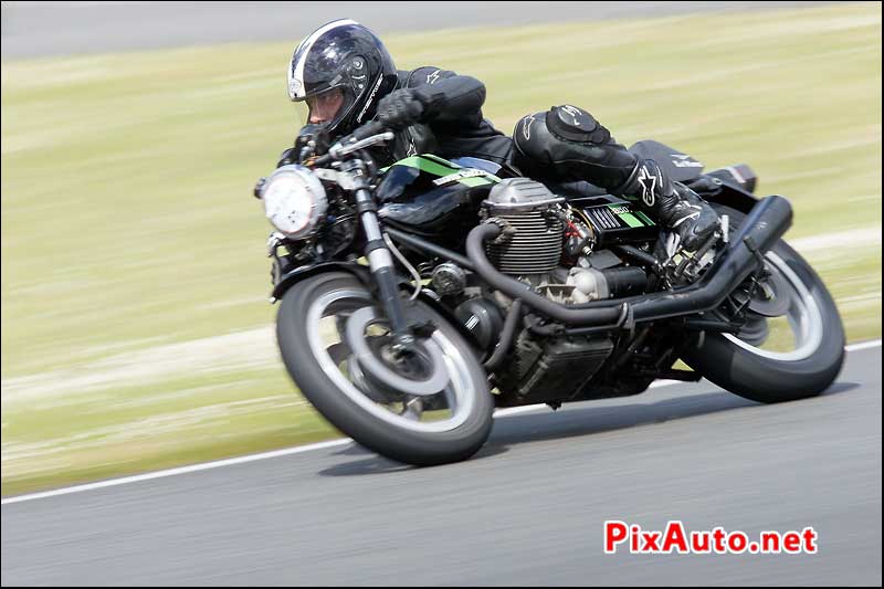 Iron Bikers, Moto Guzzi 850