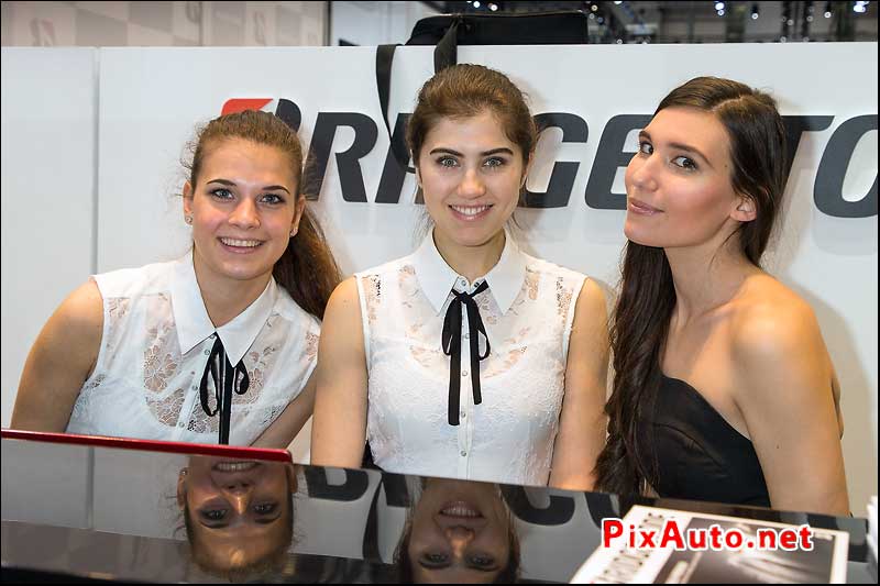 Salon-de-Geneve 2017, Hotesses Bridgestone