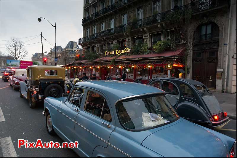 voitures anciennes, traversee de paris 2013