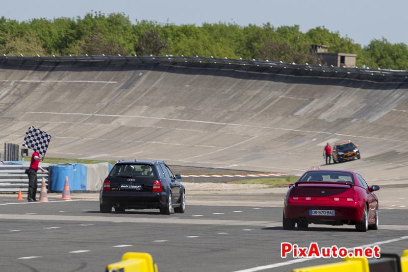 Youngtimers Festival, Run Alfa Romeo GTV 916 Contre Audi RS4