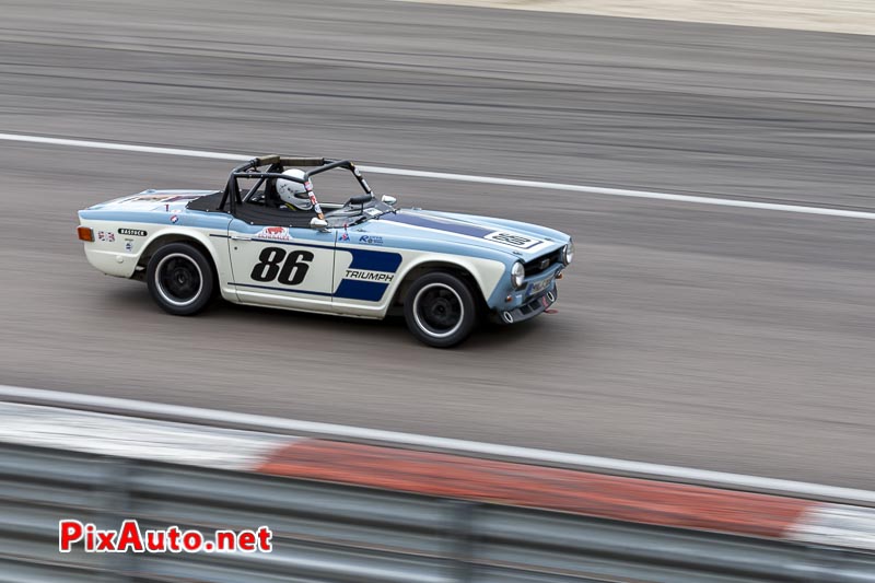 Dijon Motors Cup, British HTGT, #86 Triumph Tr6 Marcus Weidenbach