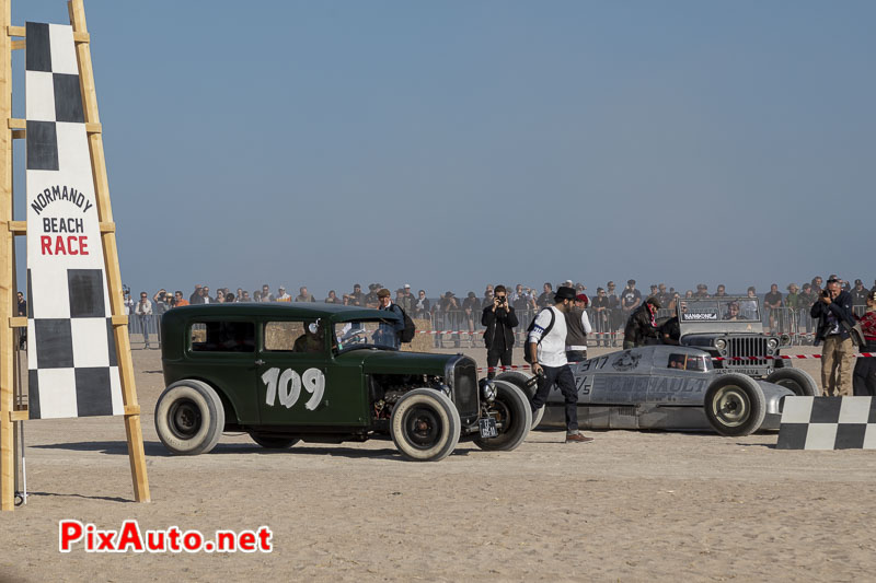 Normandy Beach Race, Run Ford A Sedan #109